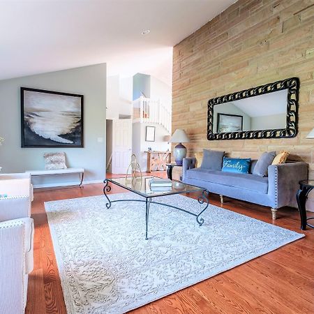 Вилла 2-Acre Highland Park Retreat With Heated Pool ~ 5* Экстерьер фото